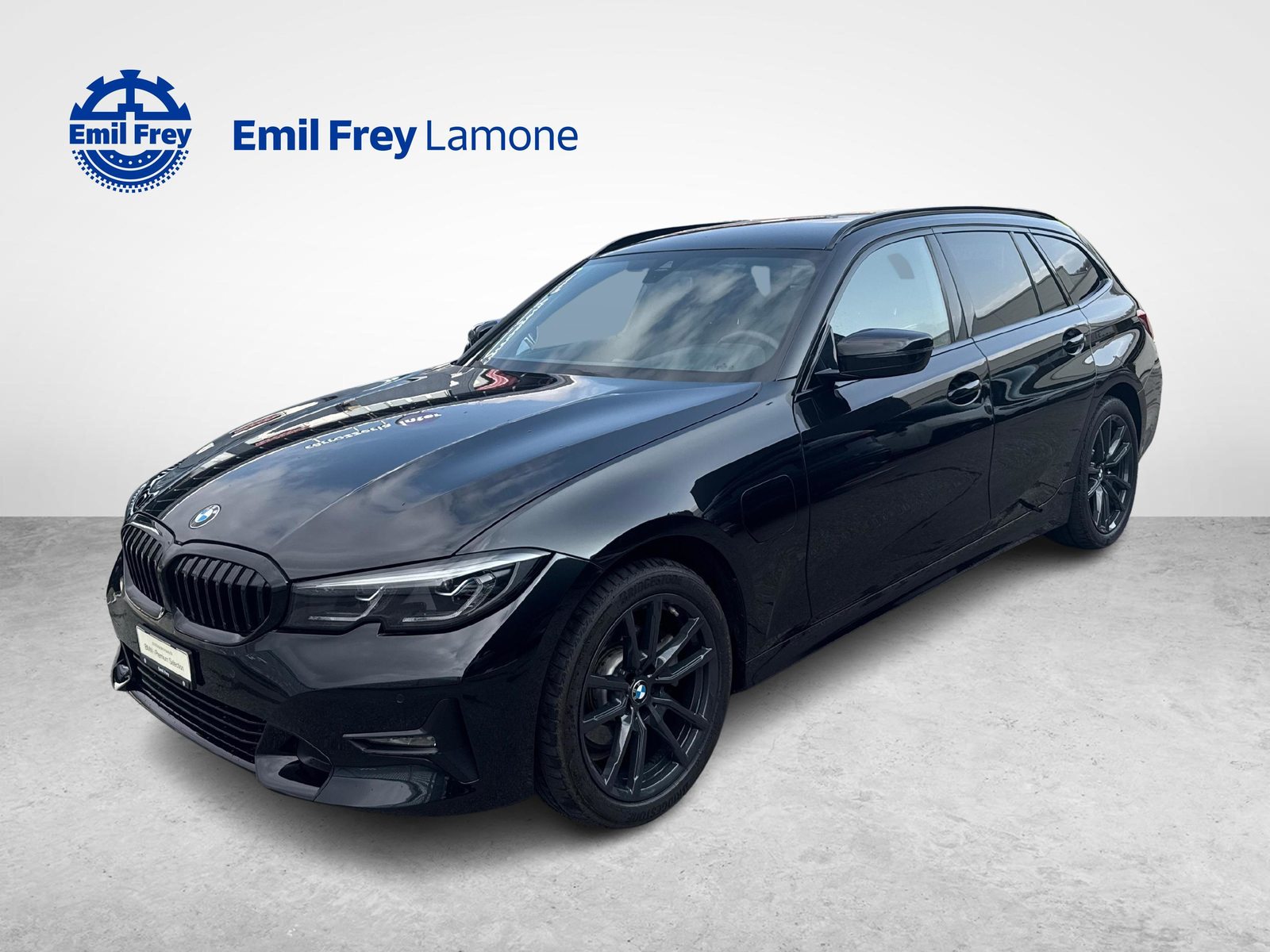 BMW 320e xDrive SAG Touring