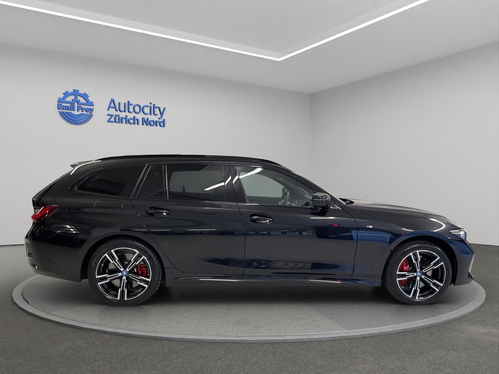 BMW 320e xDrive Touring, Plug-in-Hybrid Benzina/Elettrica, Occasioni / Usate, Automatico - 6