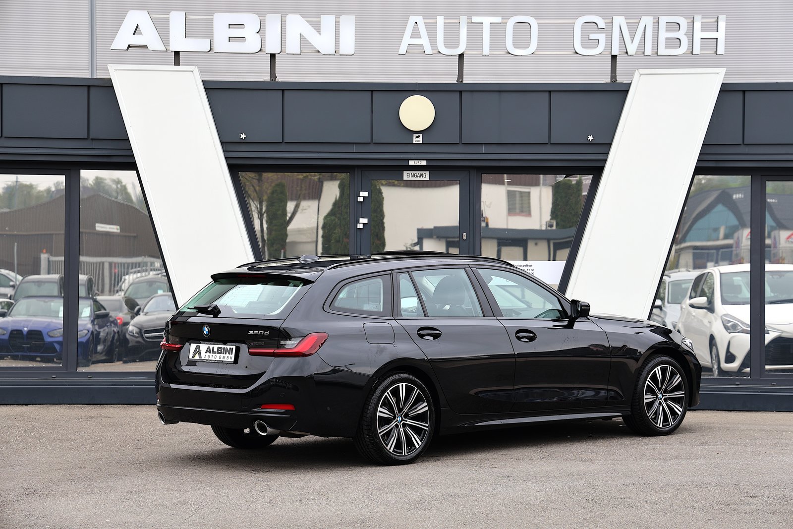 BMW 320d 48V Touring Steptronic, Mild-Hybrid Diesel/Electric, Second hand / Used, Automatic - 3