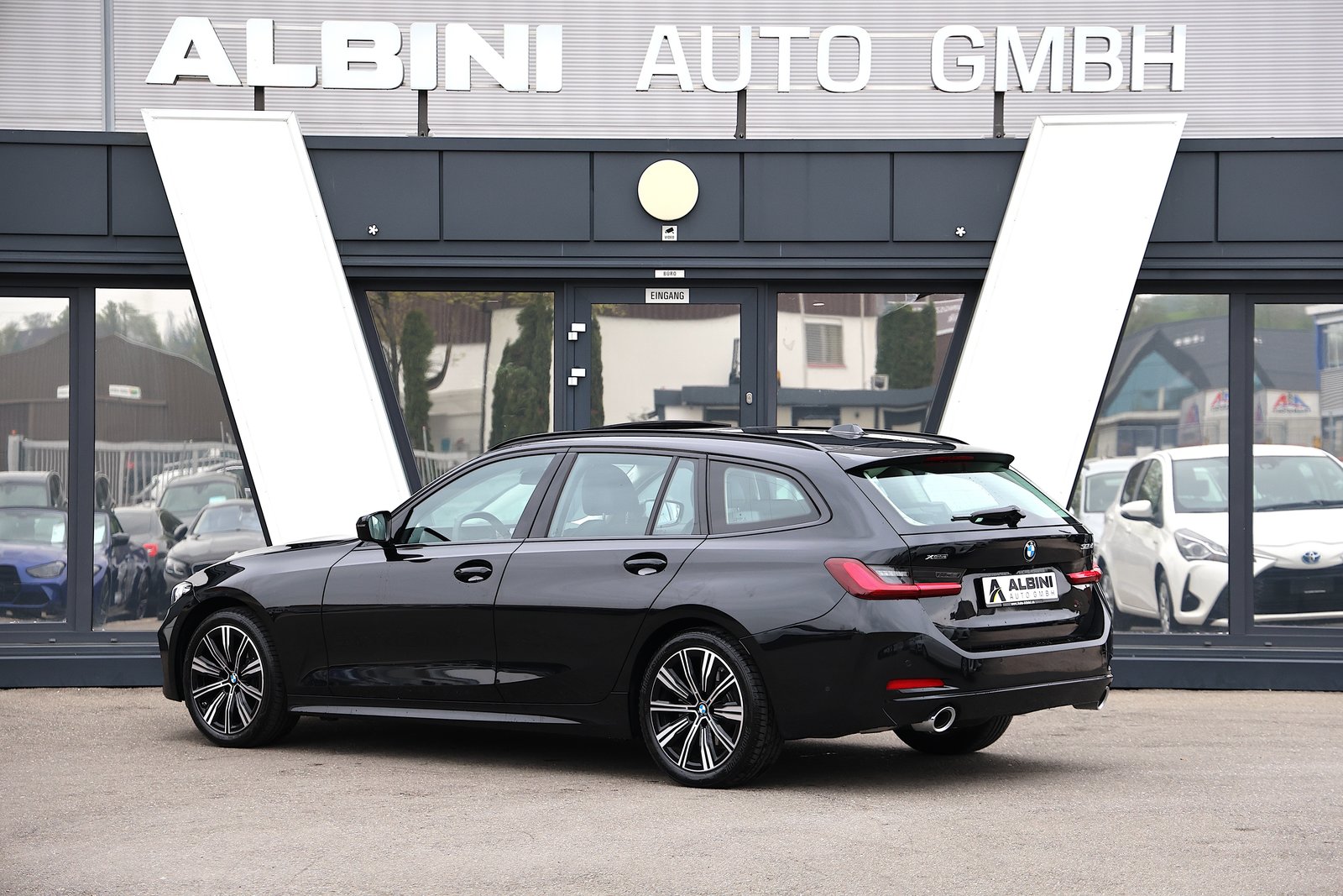 BMW 320d 48V Touring Steptronic, Mild-Hybrid Diesel/Electric, Second hand / Used, Automatic - 4