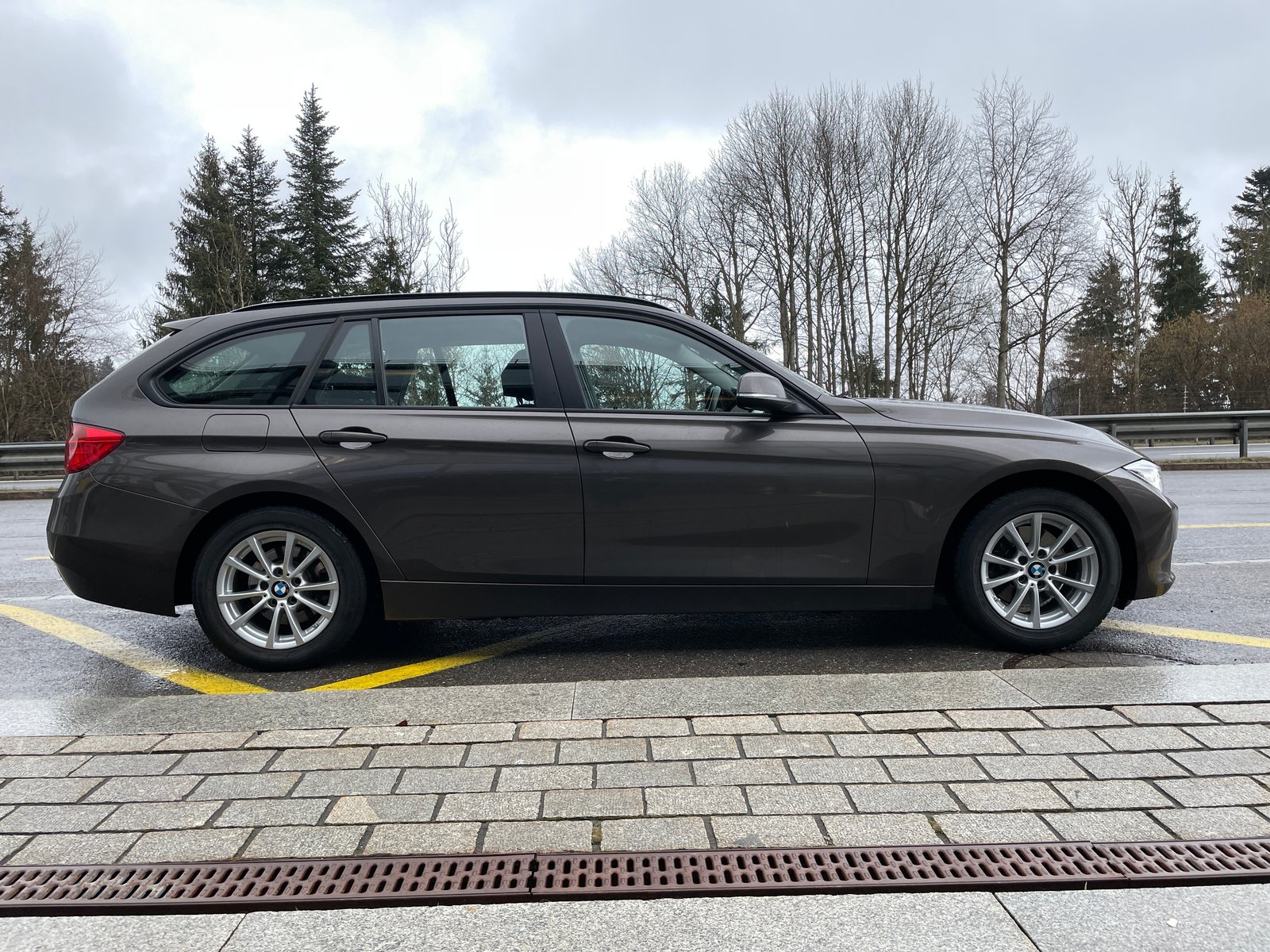 BMW 320d Touring, Diesel, Occasion / Gebraucht, Handschaltung - 4