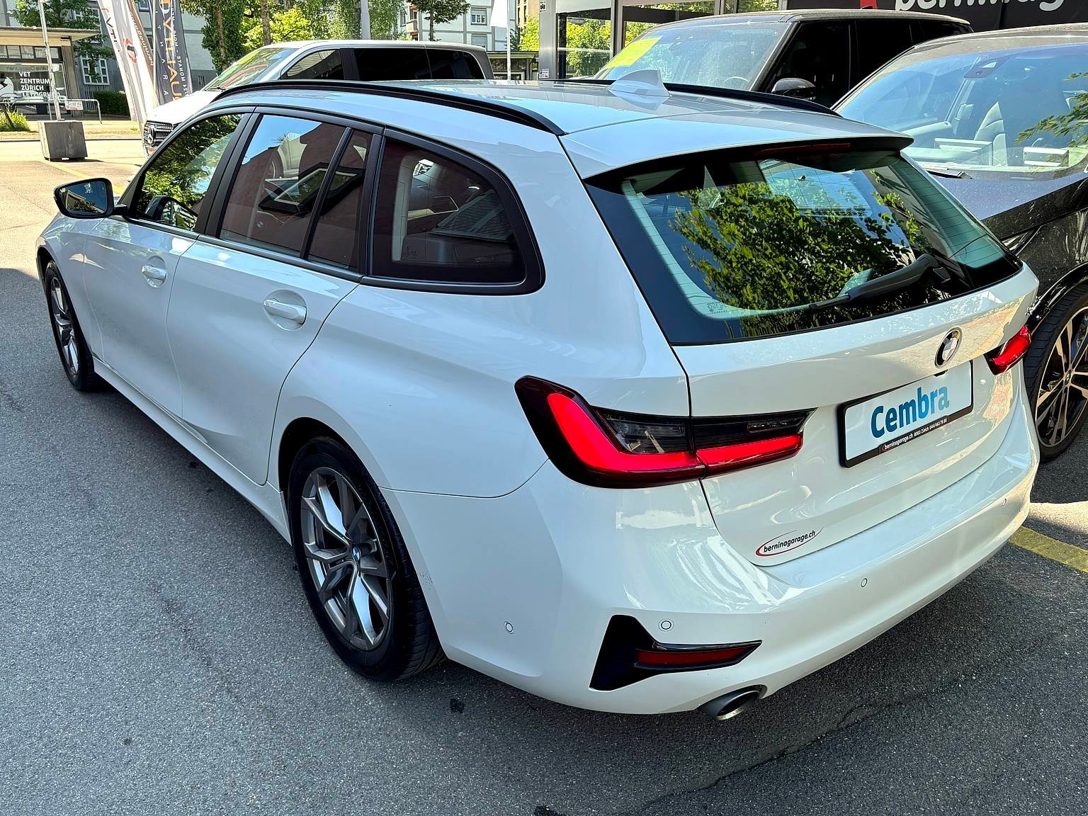 BMW 320i Touring, Essence, Occasion / Utilisé, Automatique - 4