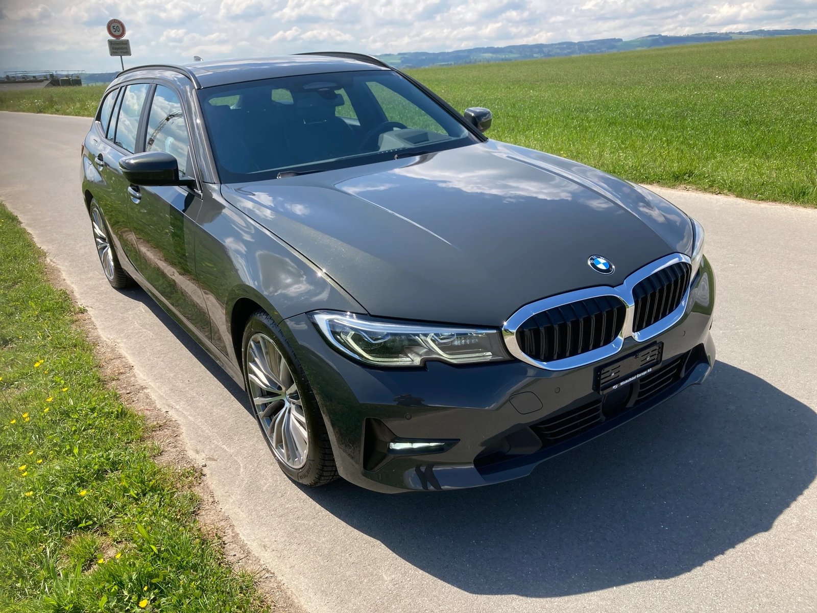 BMW 320d 48V Touring Luxury Line Steptronic, Mild-Hybrid Diesel/Electric, Second hand / Used, Automatic - 2