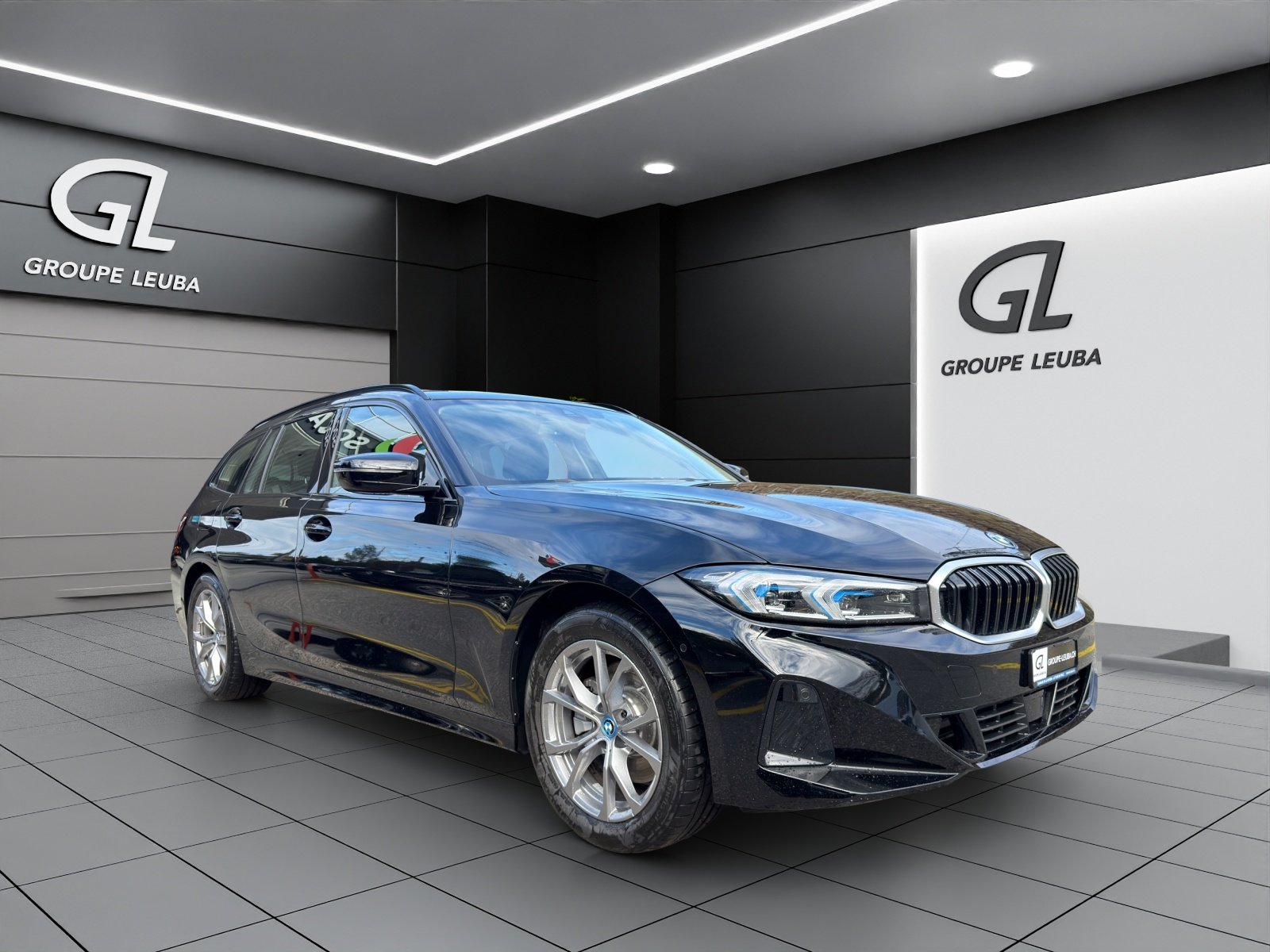 BMW 320e Touring