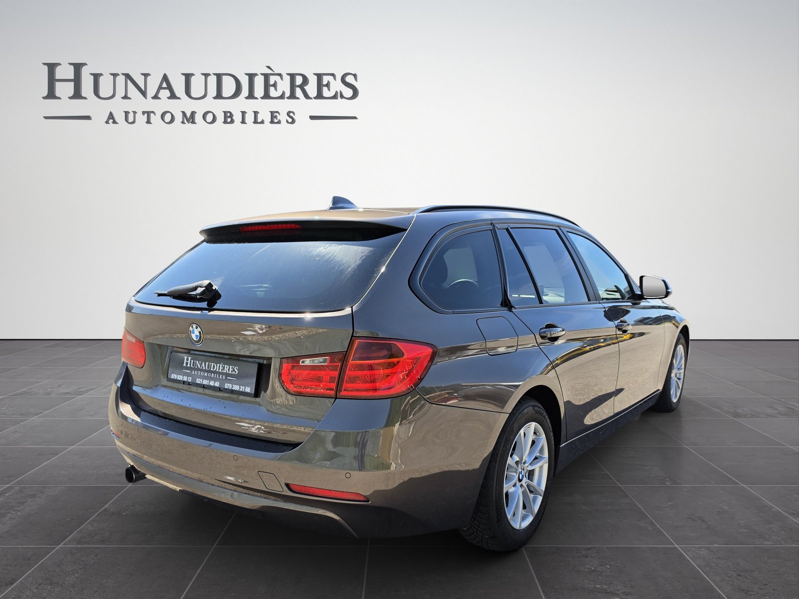BMW 320i Touring Steptronic, Petrol, Second hand / Used, Automatic - 2
