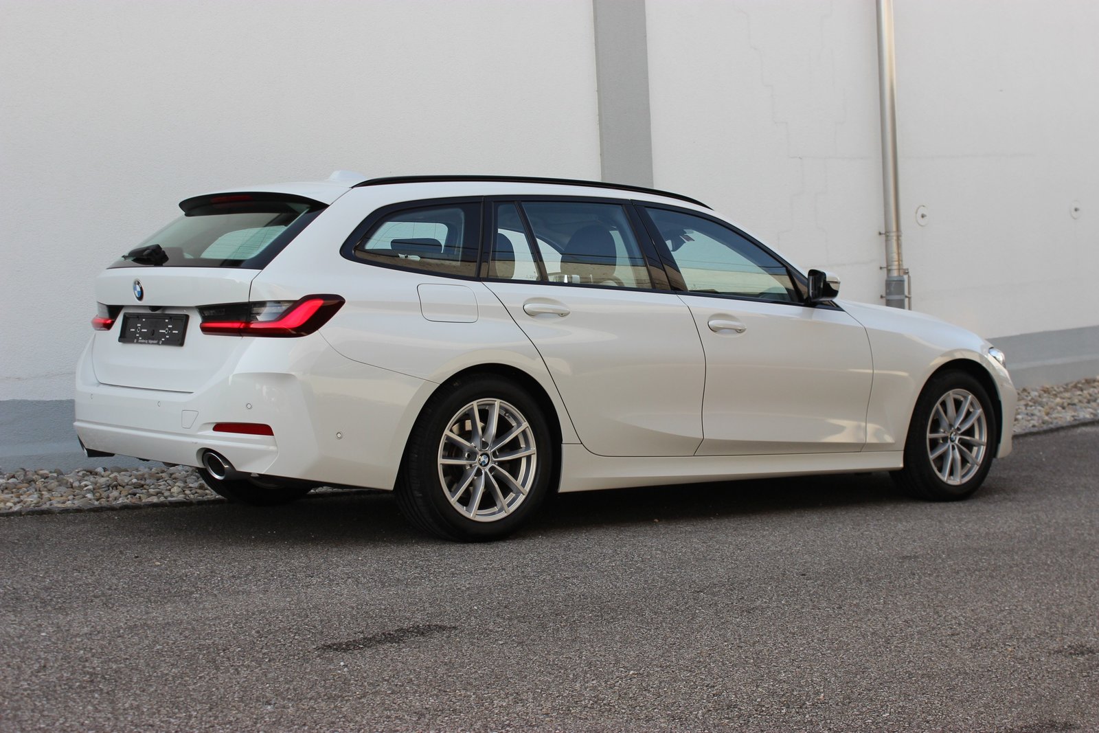 BMW 320d 48V Touring *ANHÄNGERKUPPLUNG*, Hybride Léger Diesel/Électricité, Occasion / Utilisé, Automatique - 3