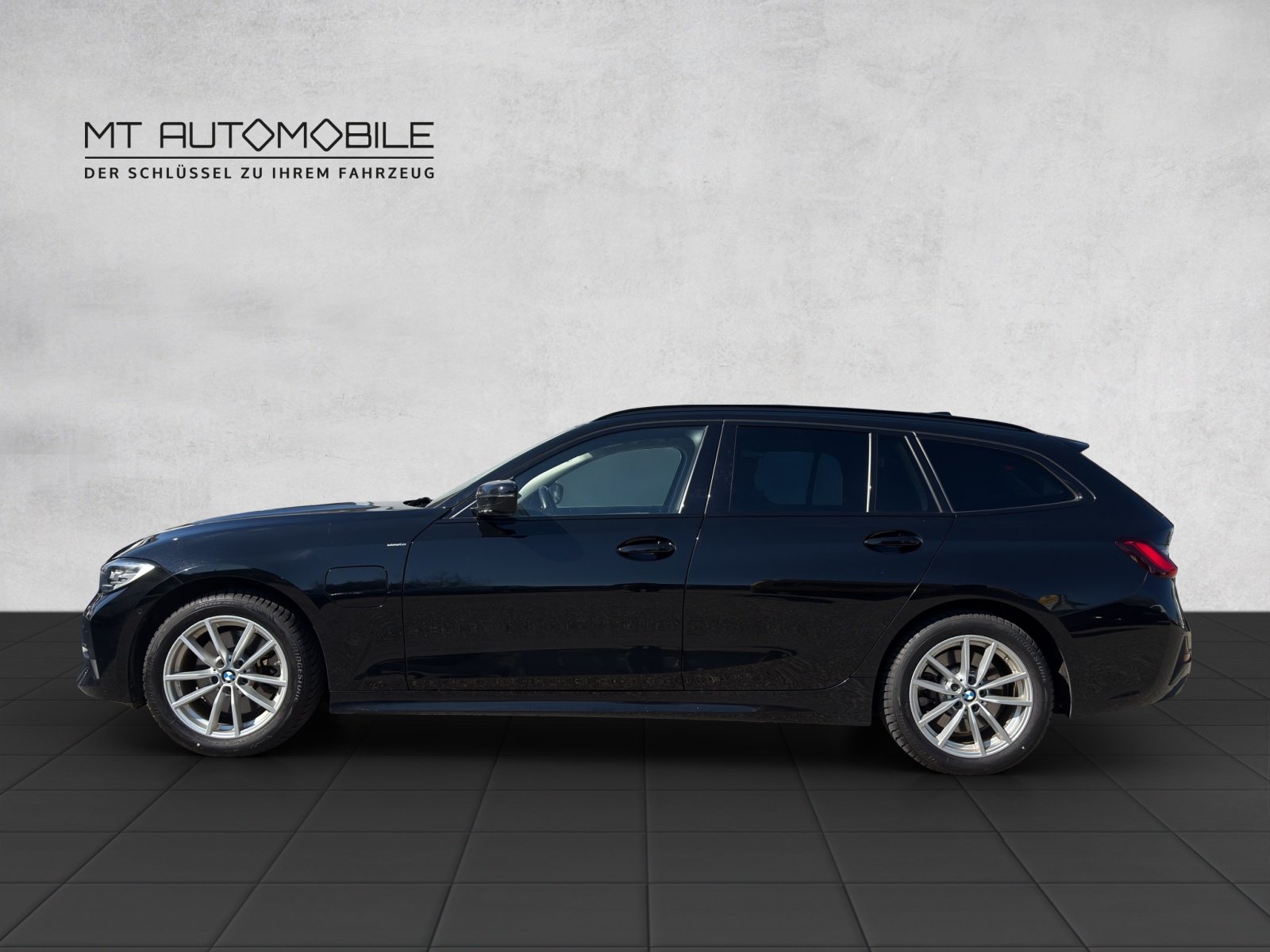 BMW 320e Touring Sport Line Steptronic, Hybride Rechargeable Essence/Électricité, Occasion / Utilisé, Automatique - 4