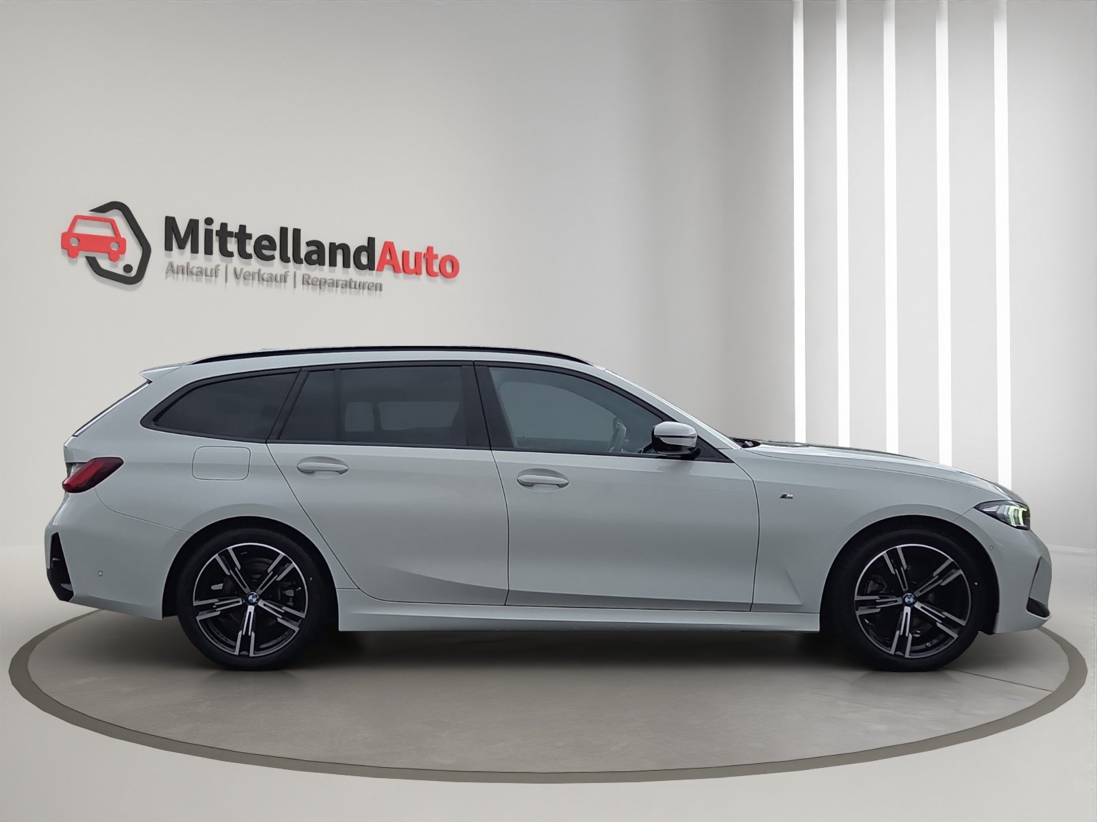 BMW 320d 48V Touring Steptronic M Sport, Mild-Hybrid Diesel/Electric, Second hand / Used, Automatic - 4