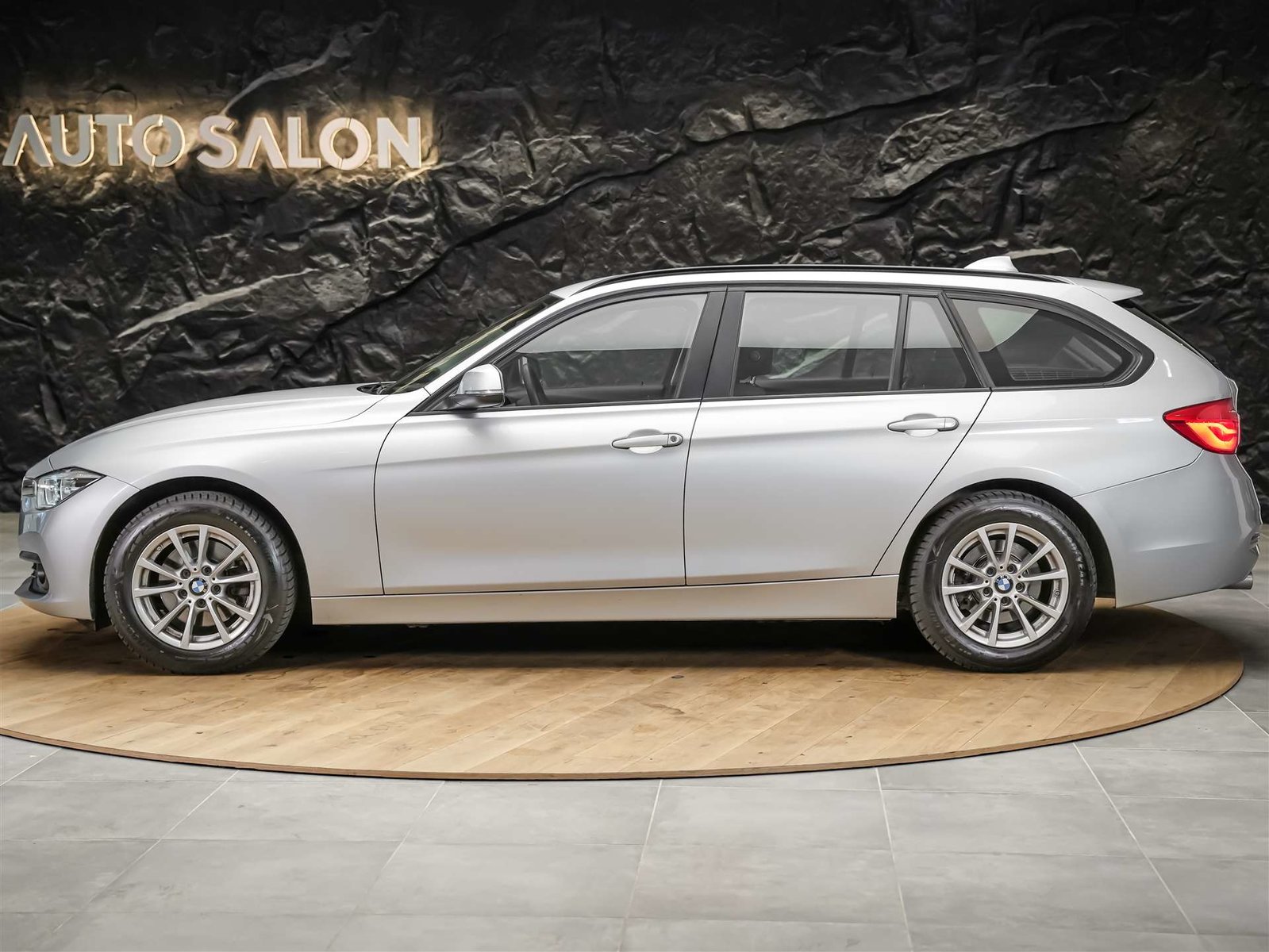 BMW 320d Touring Steptronic *Head Up Display*Abstands, Diesel, Occasion / Utilisé, Automatique - 3