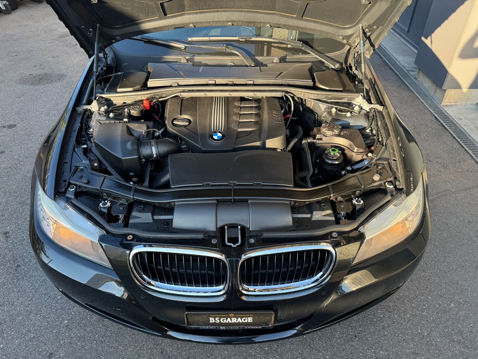 BMW 320d Touring Steptronic, Diesel, Occasion / Gebraucht, Automatik - 4