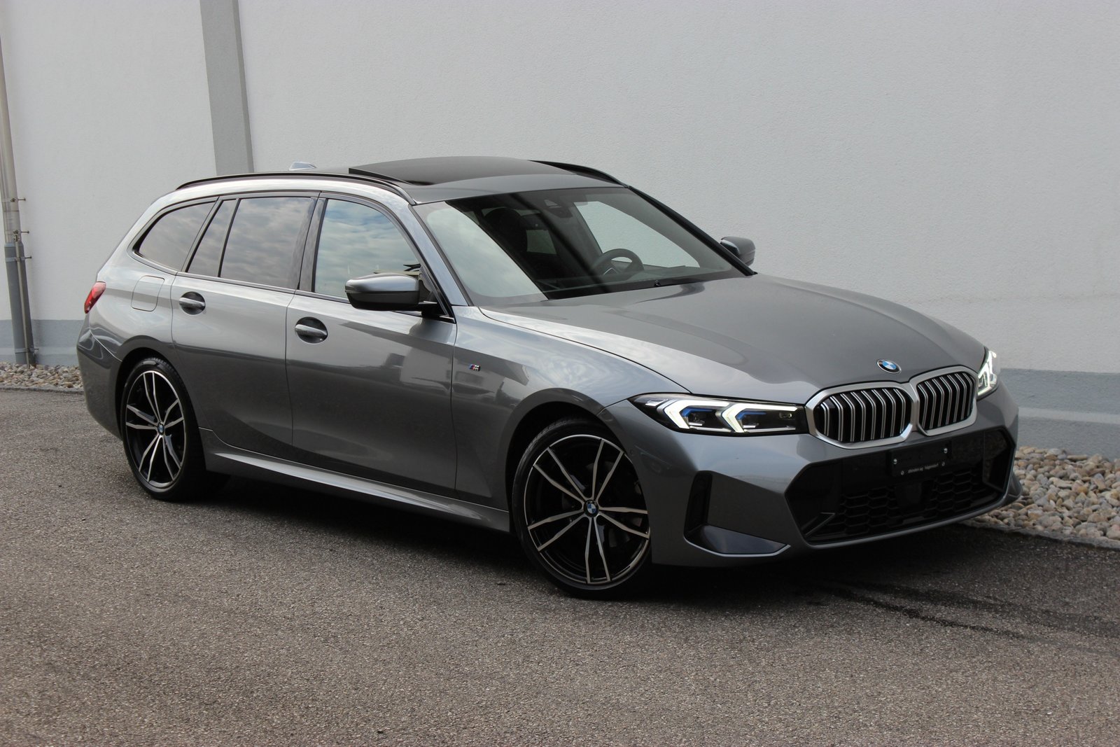 BMW 320d 48V Touring M SPORTPAKET