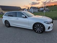BMW 320d 48V Steptronic Sport Line, Mild-Hybrid Diesel/Electric, Second hand / Used, Automatic - 2