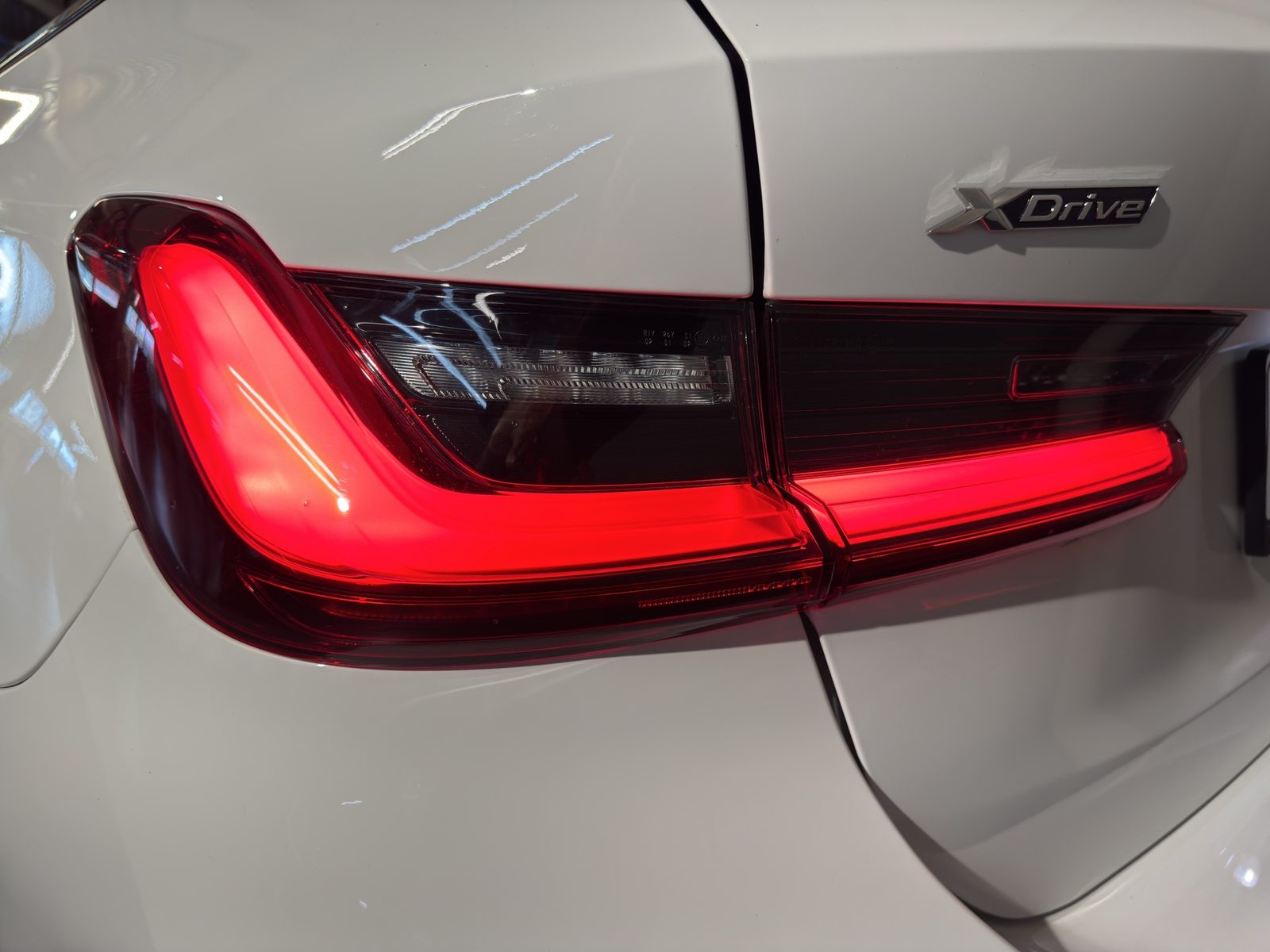 BMW 320d xDrive Touring  M Sport, Mild-Hybrid Diesel/Elektro, Occasion / Gebraucht, Automatik - 6
