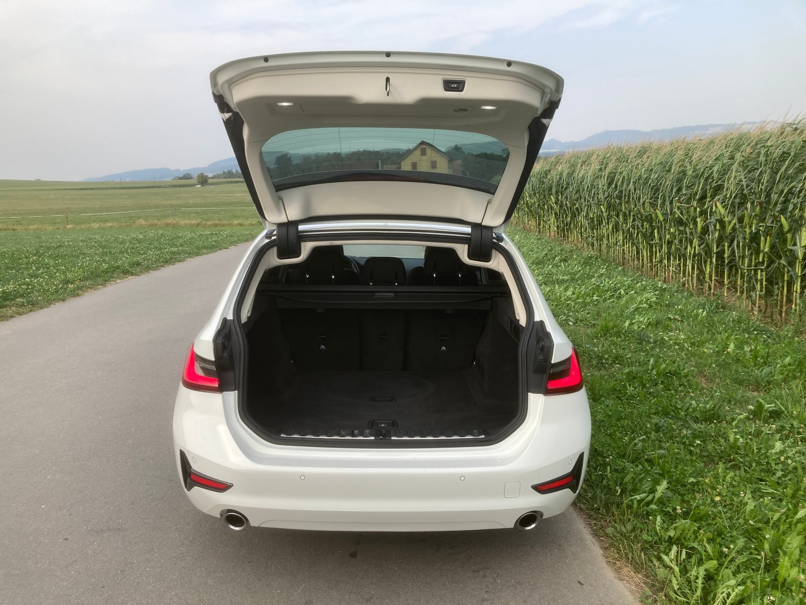 BMW 320d 48V Touring Steptronic, Mild-Hybrid Diesel/Elektro, Occasion / Gebraucht, Automatik - 7