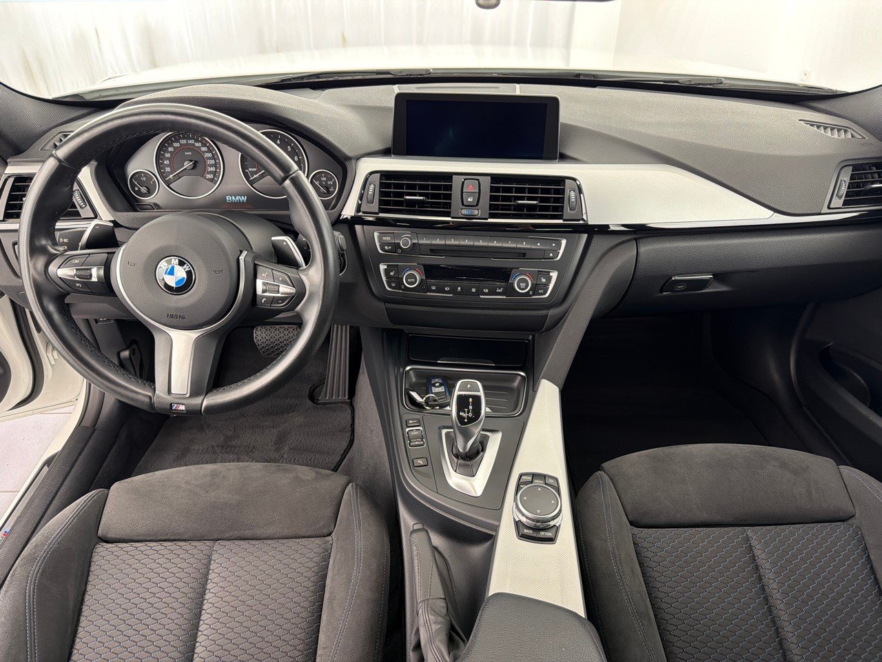 BMW 320i Touring, Benzina, Occasioni / Usate, Automatico - 7
