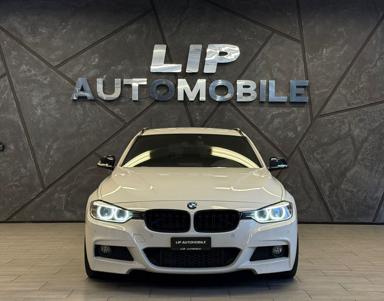 BMW 320d Touring Steptronic, Diesel, Occasion / Utilisé, Automatique - 2