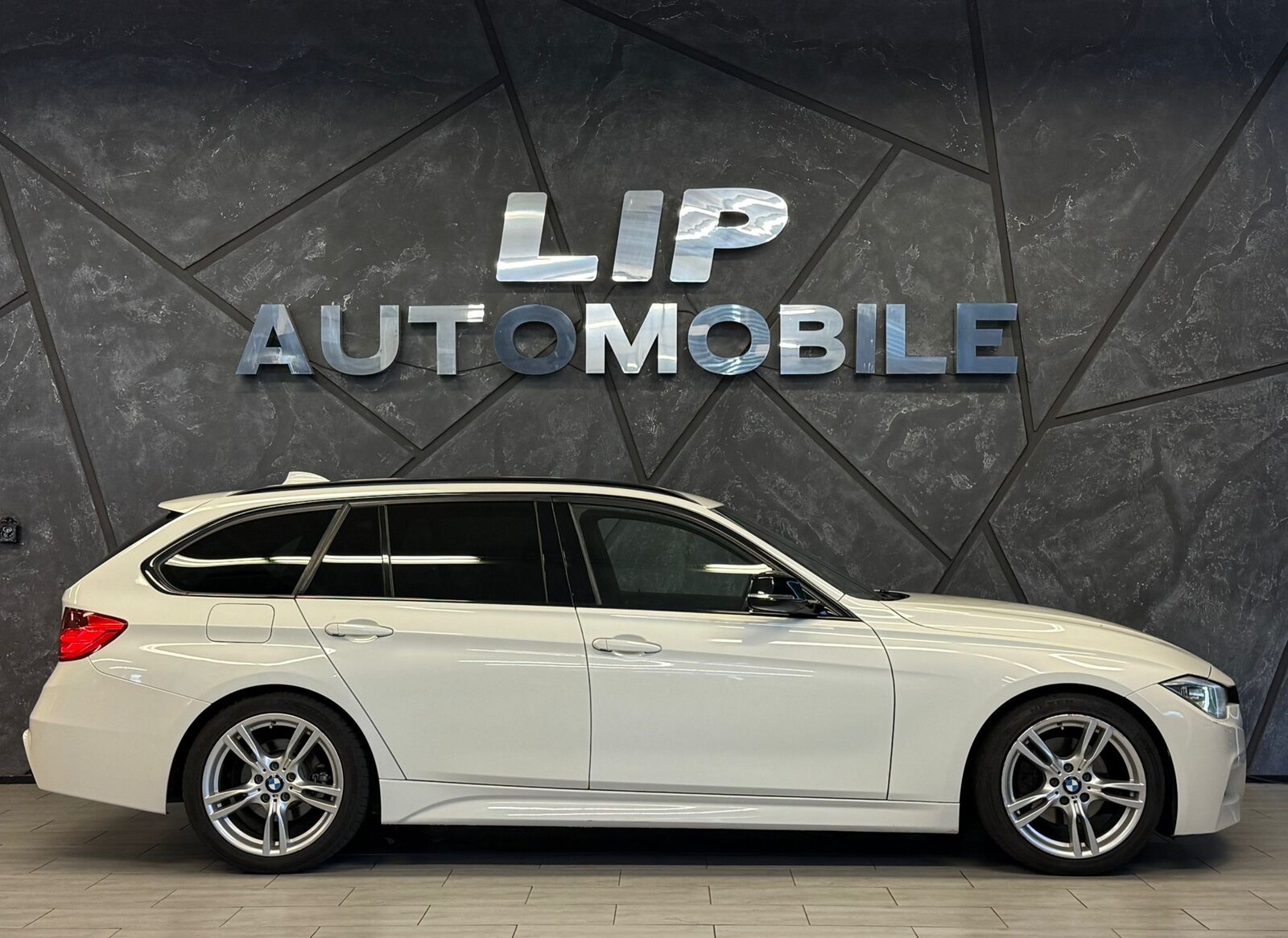 BMW 320d Touring Steptronic, Diesel, Occasion / Utilisé, Automatique - 4
