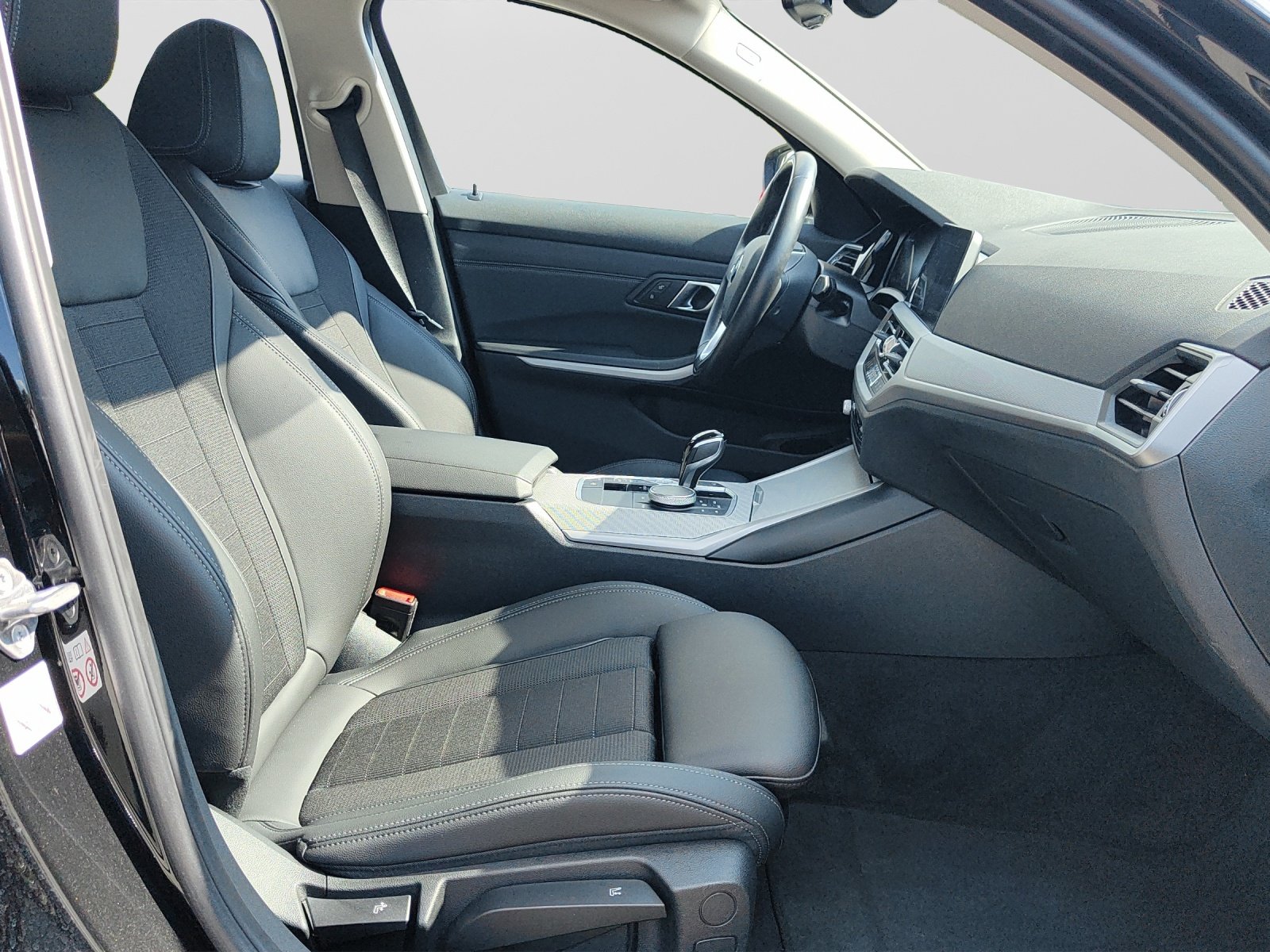 BMW 320d, Mild-Hybrid Diesel/Elektro, Occasion / Gebraucht, Automatik - 5