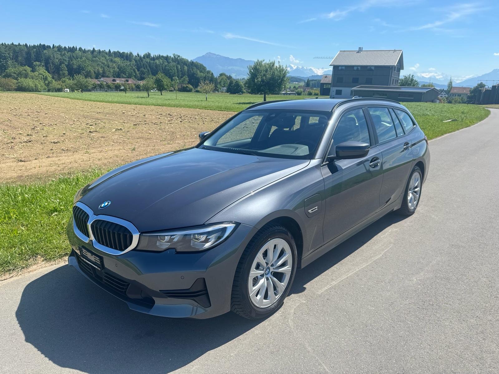 BMW 320e Touring Steptronic