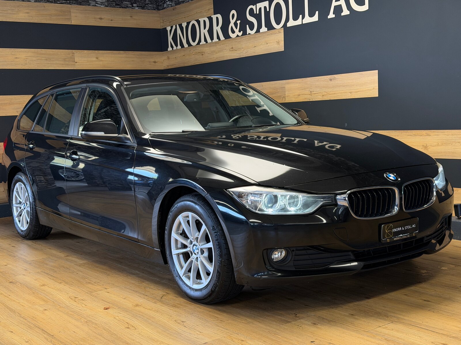 BMW 320d Touring Steptronic, Diesel, Occasion / Gebraucht, Automatik - 2