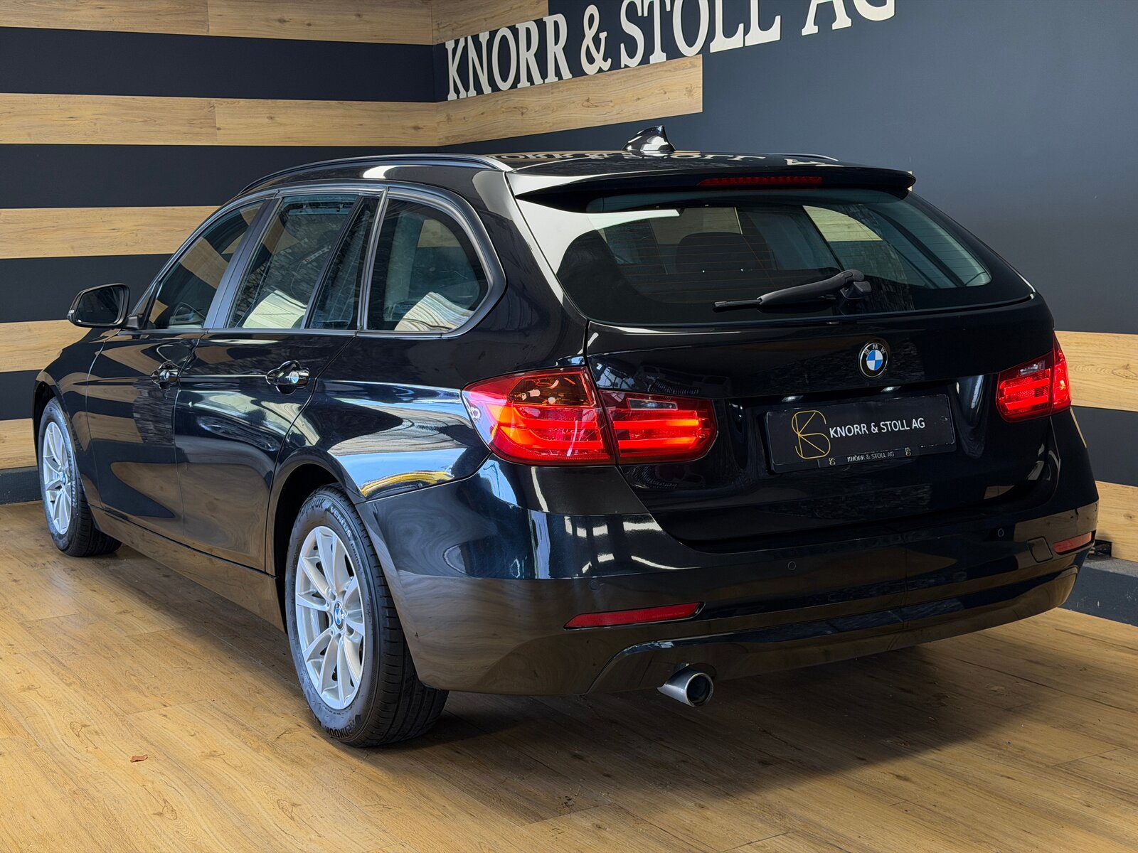 BMW 320d Touring Steptronic, Diesel, Occasion / Gebraucht, Automatik - 5