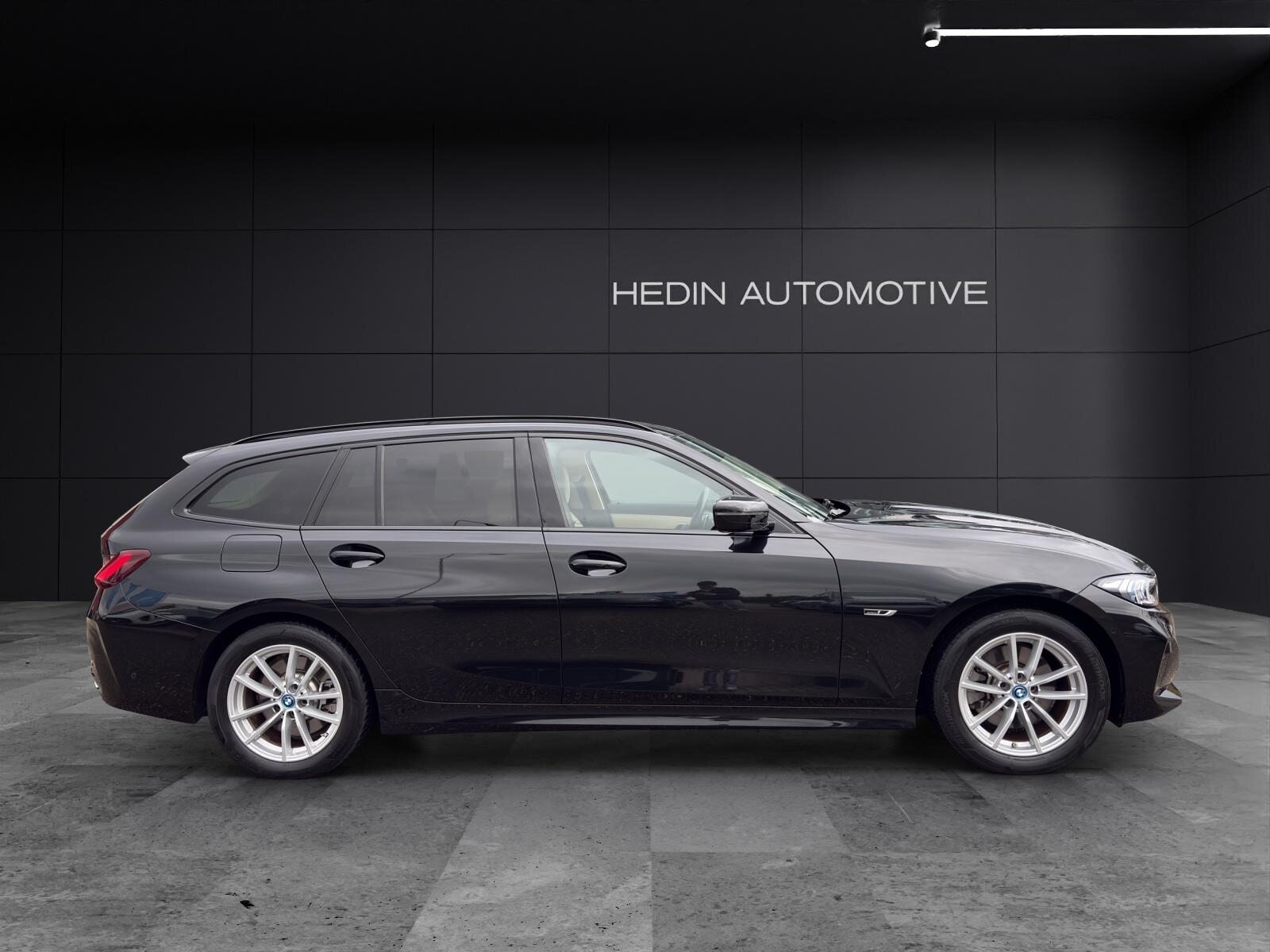 BMW 320e xDrive Touring, Hybride Rechargeable Essence/Électricité, Occasion / Utilisé, Automatique - 7