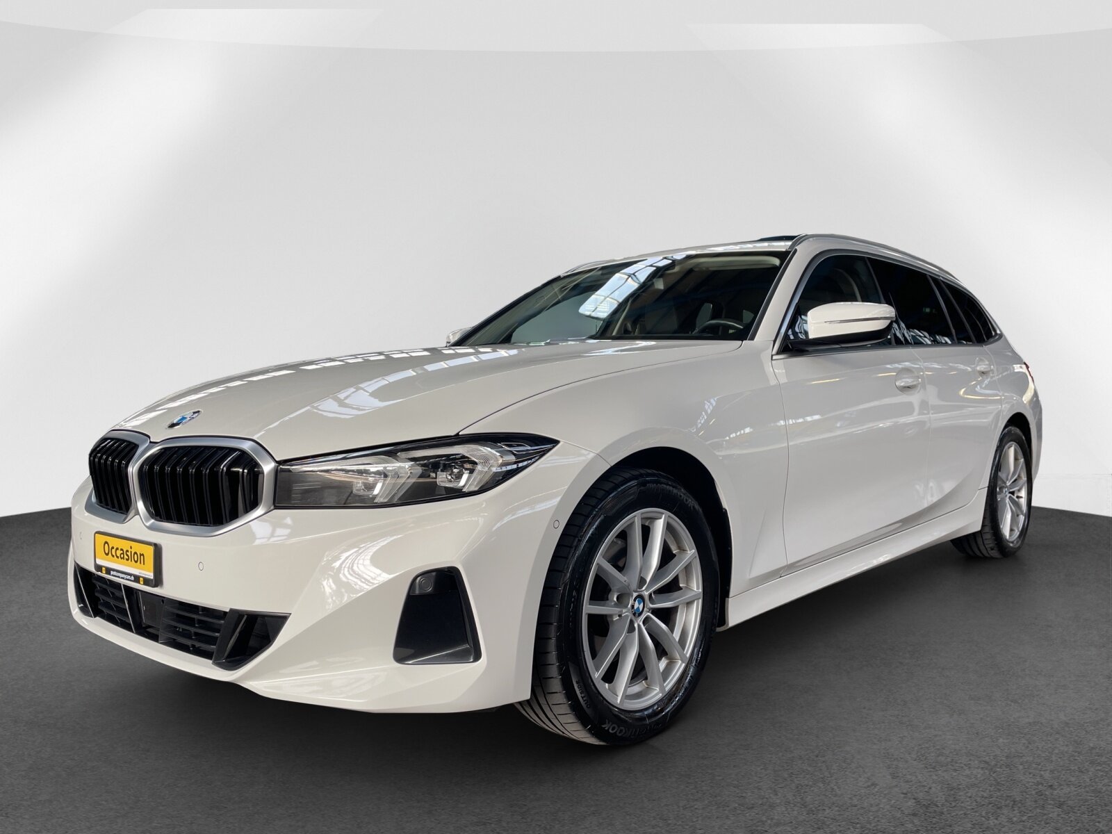 BMW 320d  Touring, Mild-Hybrid Diesel/Elektro, Occasion / Gebraucht, Automatik - 3