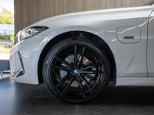 BMW 320e Touring Steptronic M Sport, Plug-in-Hybrid Benzin/Elektro, Occasion / Gebraucht, Automatik - 2