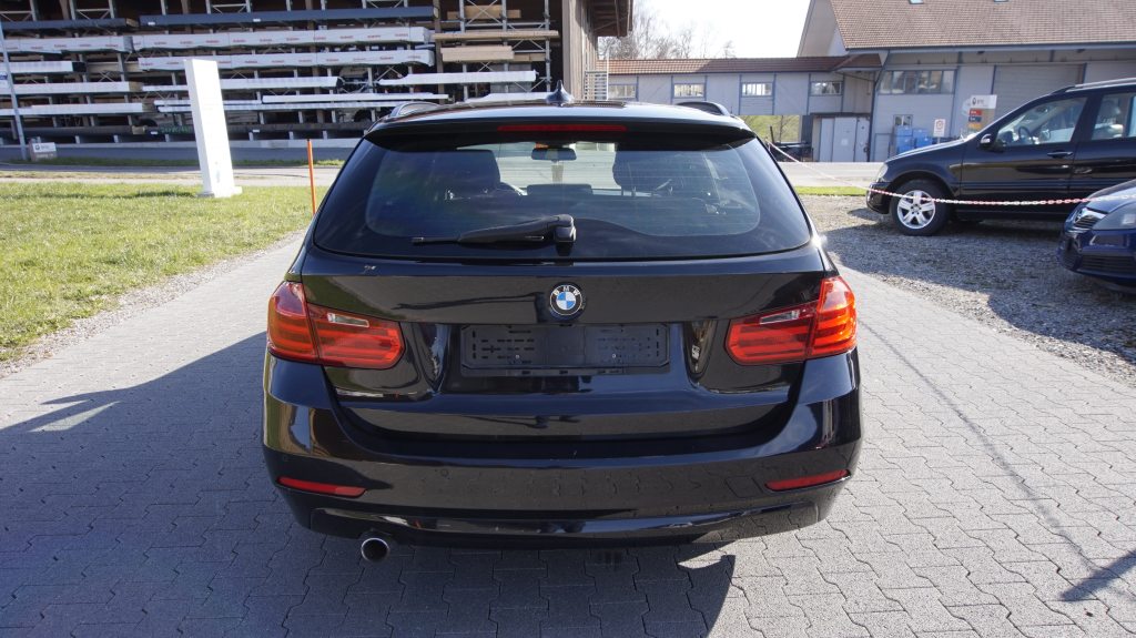 BMW 320d xDrive, Diesel, Second hand / Used, Automatic - 4