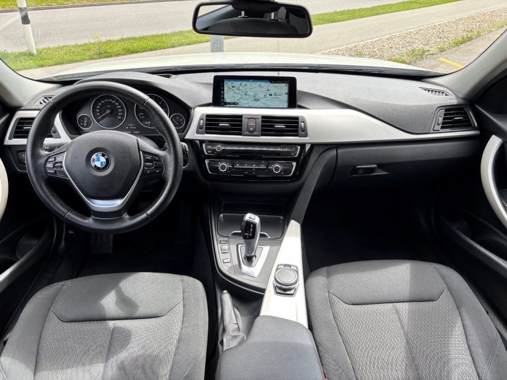 BMW 320 320d xDrive Touring, Diesel, Occasion / Utilisé, Automatique - 7