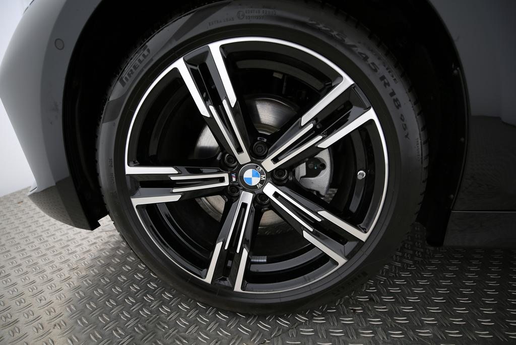 BMW 320i xDrive, Benzin, Neuwagen, Automatik - 3