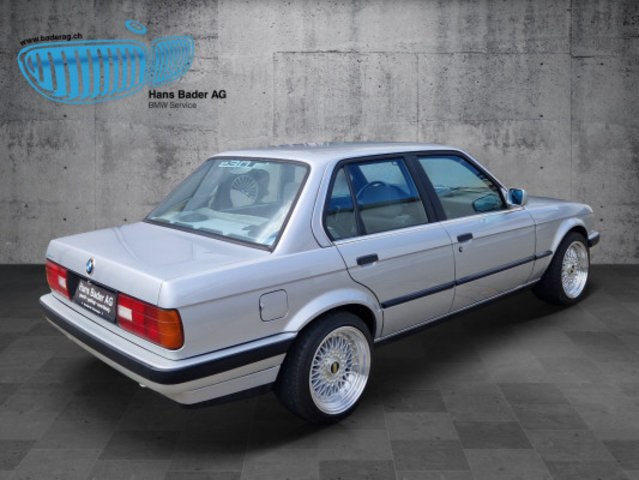 BMW 320i, Occasion / Utilisé, Manuelle - 4