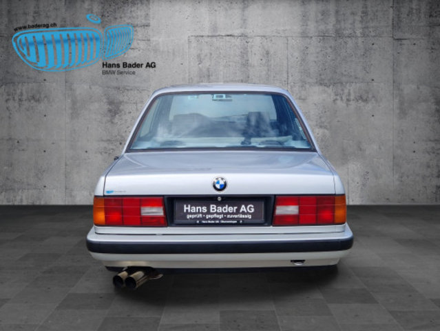 BMW 320i, Occasion / Utilisé, Manuelle - 5