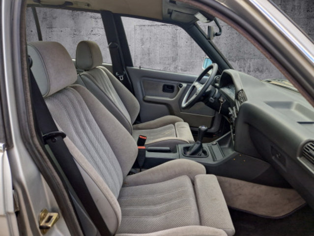 BMW 320i, Occasion / Utilisé, Manuelle - 6