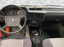 BMW 320, Petrol, Second hand / Used, Automatic - 7