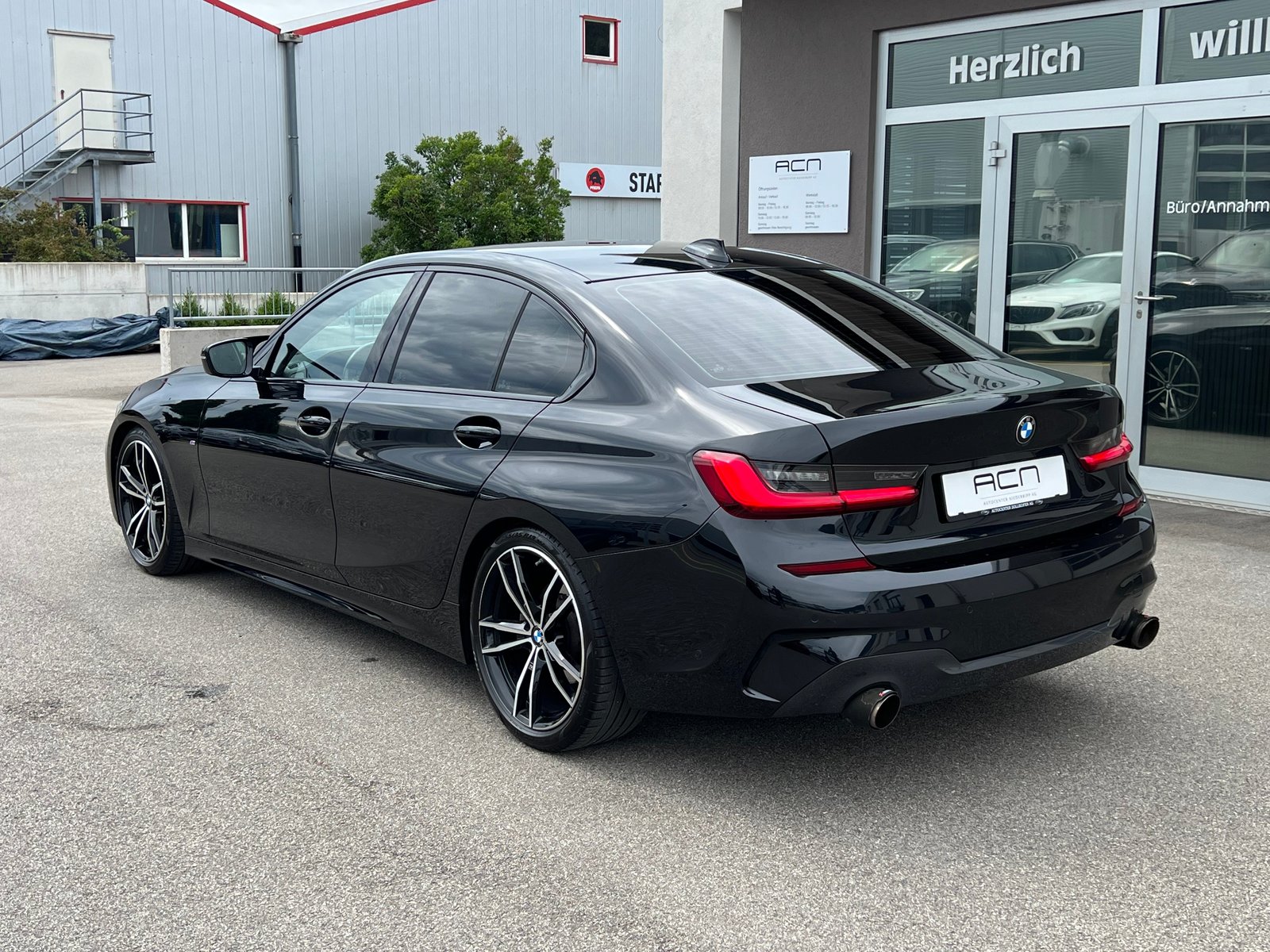 BMW 320d M Sport Steptronic, Diesel, Occasion / Gebraucht, Automatik - 5