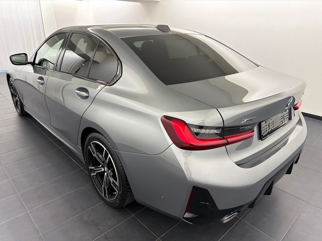 BMW 320i M Sport, Benzina, Occasioni / Usate, Automatico - 2