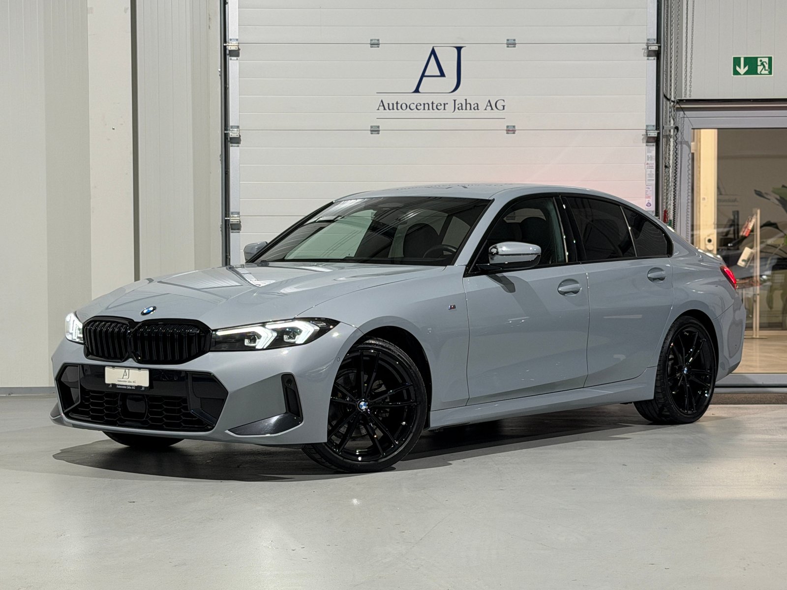 BMW 320d 48V Steptronic M Sport / forlaufende Werksga