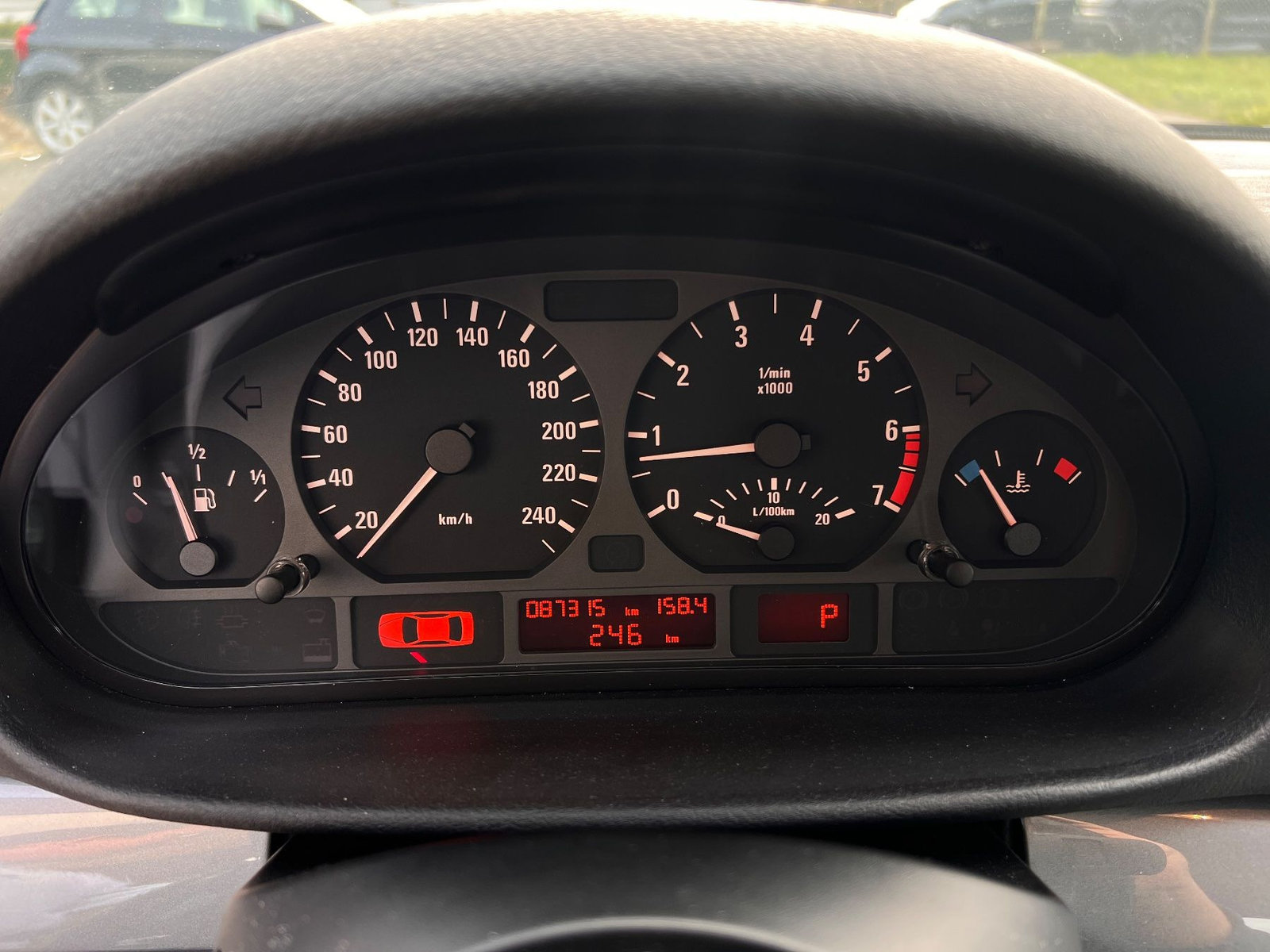 BMW 3er Reihe E46 320i, Benzin, Occasion / Gebraucht, Automatik - 7