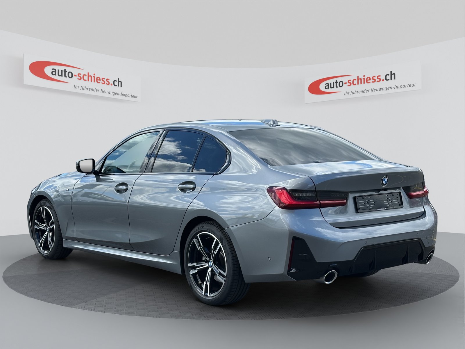BMW 320d M Sport Steptronic, Mild-Hybrid Diesel/Electric, Second hand / Used, Automatic - 3