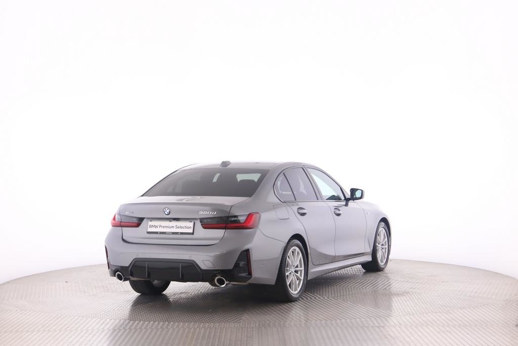 BMW 320d xDrive, Mild-Hybrid Diesel/Electric, Second hand / Used, Automatic - 2