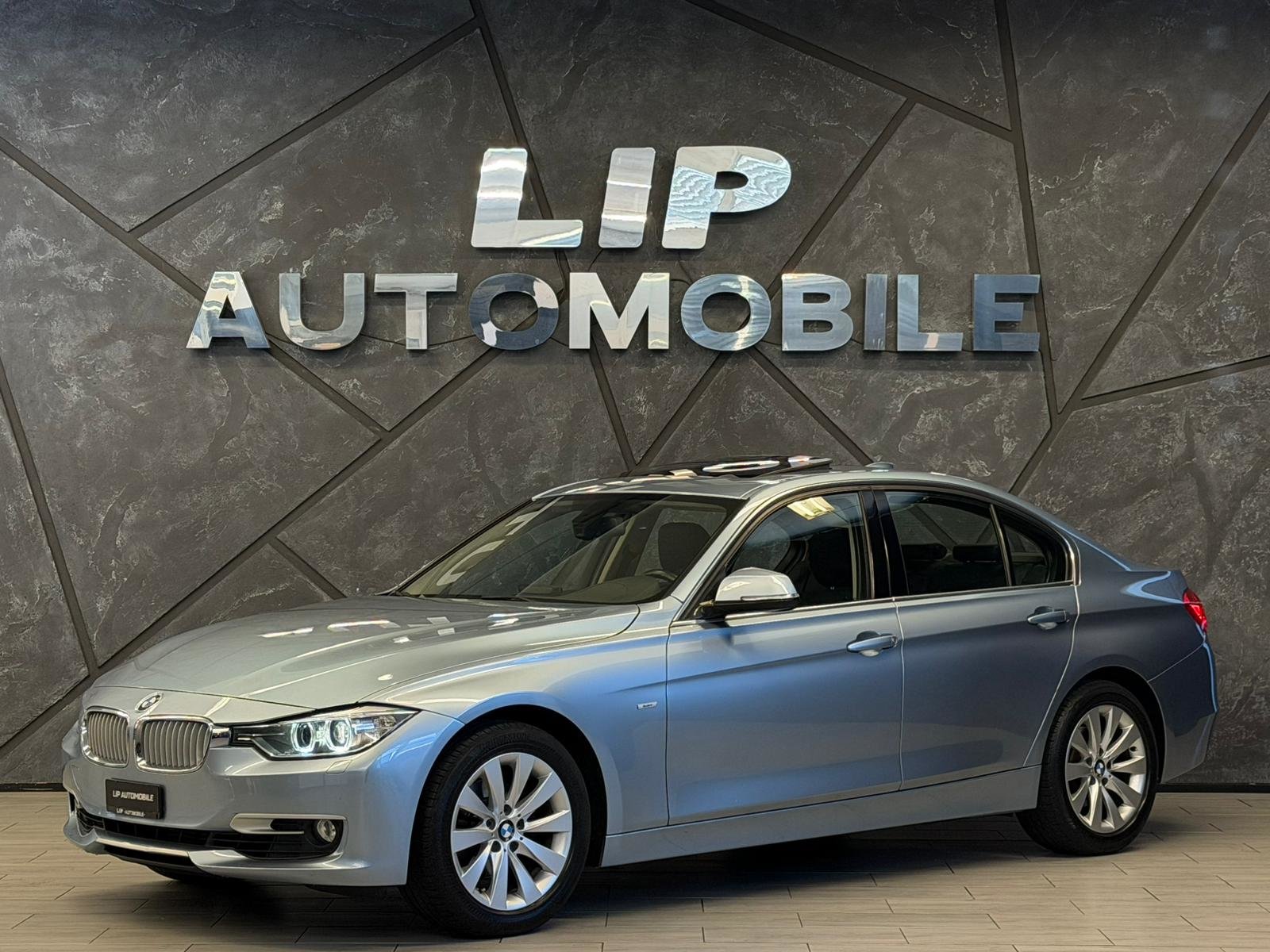 BMW 320i Modern Line Steptronic