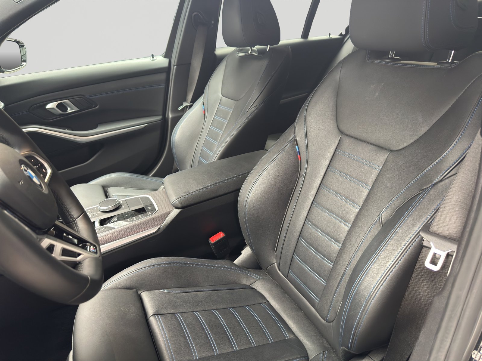 BMW 320d M Sport Steptronic, Mild-Hybrid Diesel/Elektro, Occasion / Gebraucht, Automatik - 6