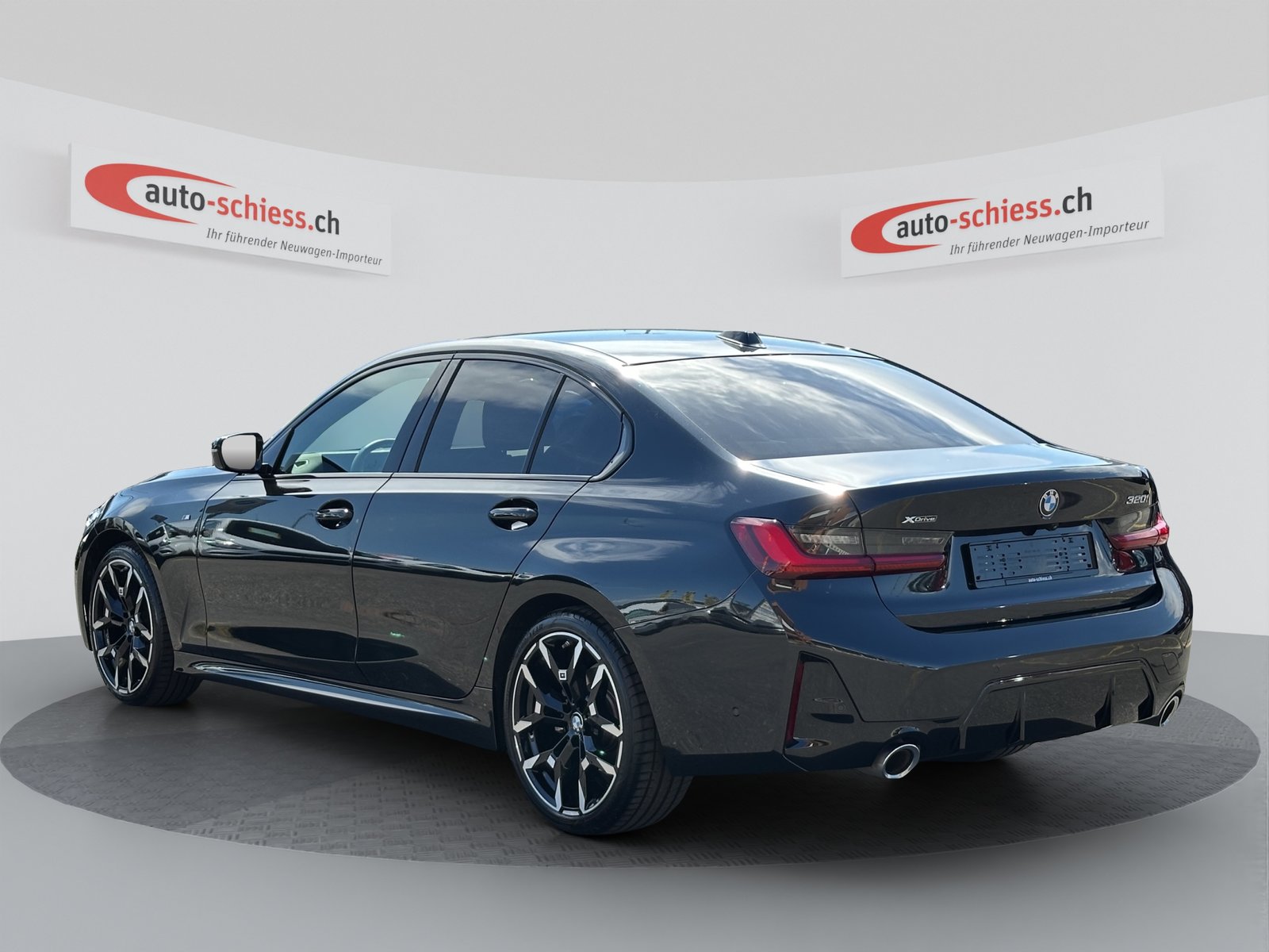 BMW 320i Steptronic M Sport, Benzin, Occasion / Gebraucht, Automatik - 3