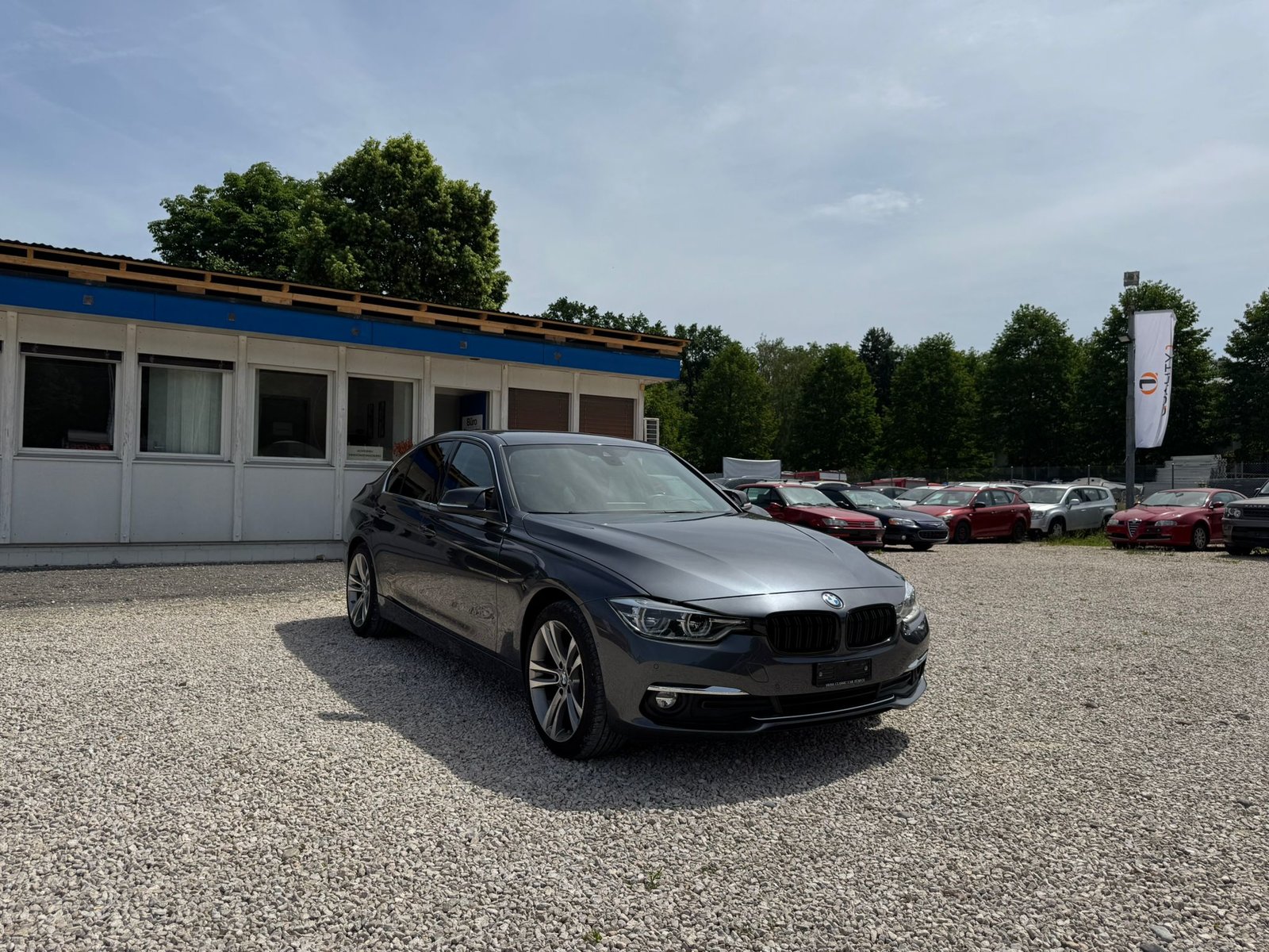 BMW 320d Luxury Line Steptronic, Diesel, Occasion / Gebraucht, Automatik - 3