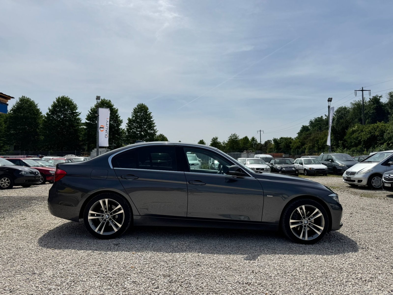 BMW 320d Luxury Line Steptronic, Diesel, Occasion / Gebraucht, Automatik - 4