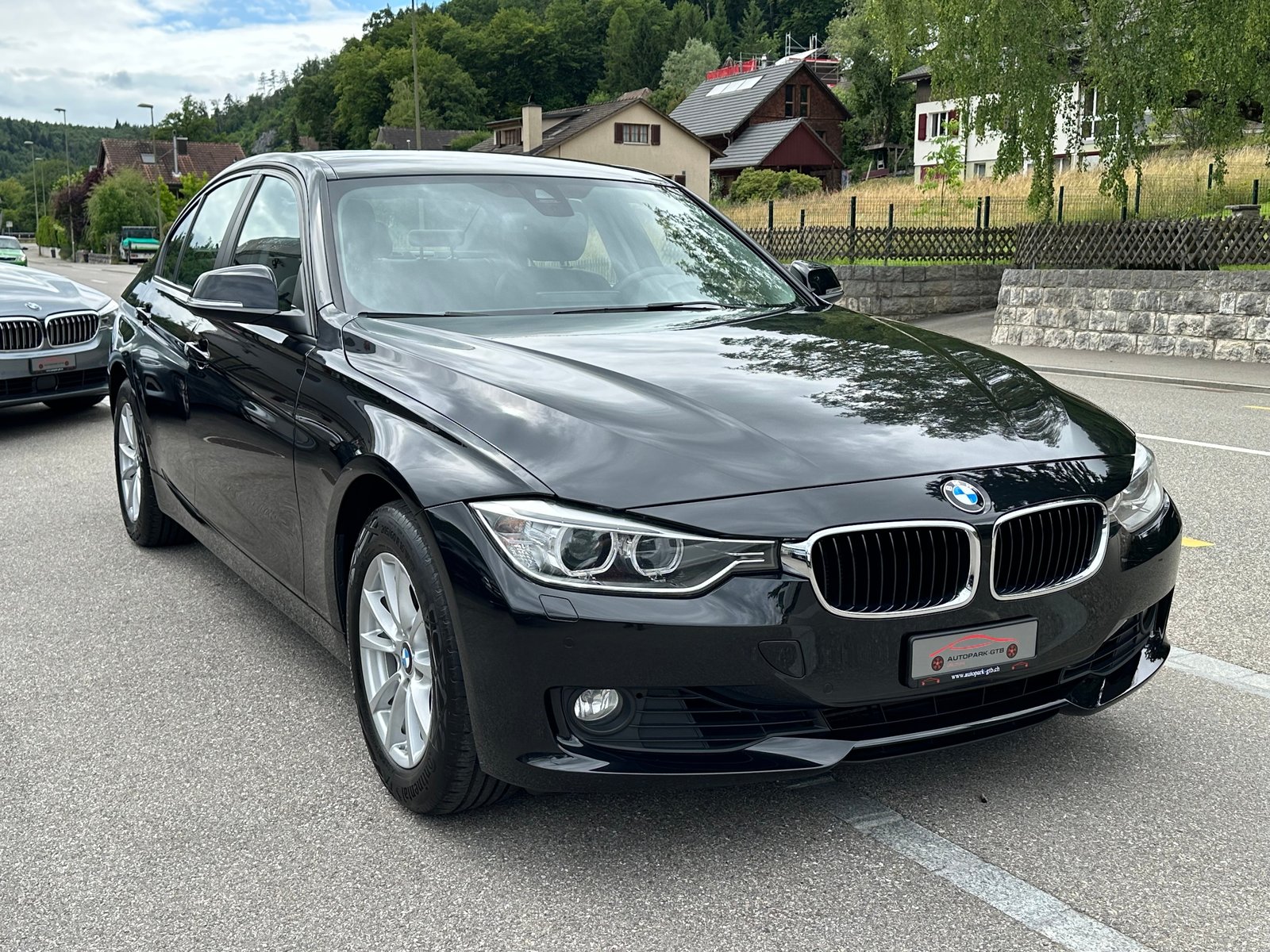 BMW 320i Steptronic, Petrol, Second hand / Used, Automatic - 2