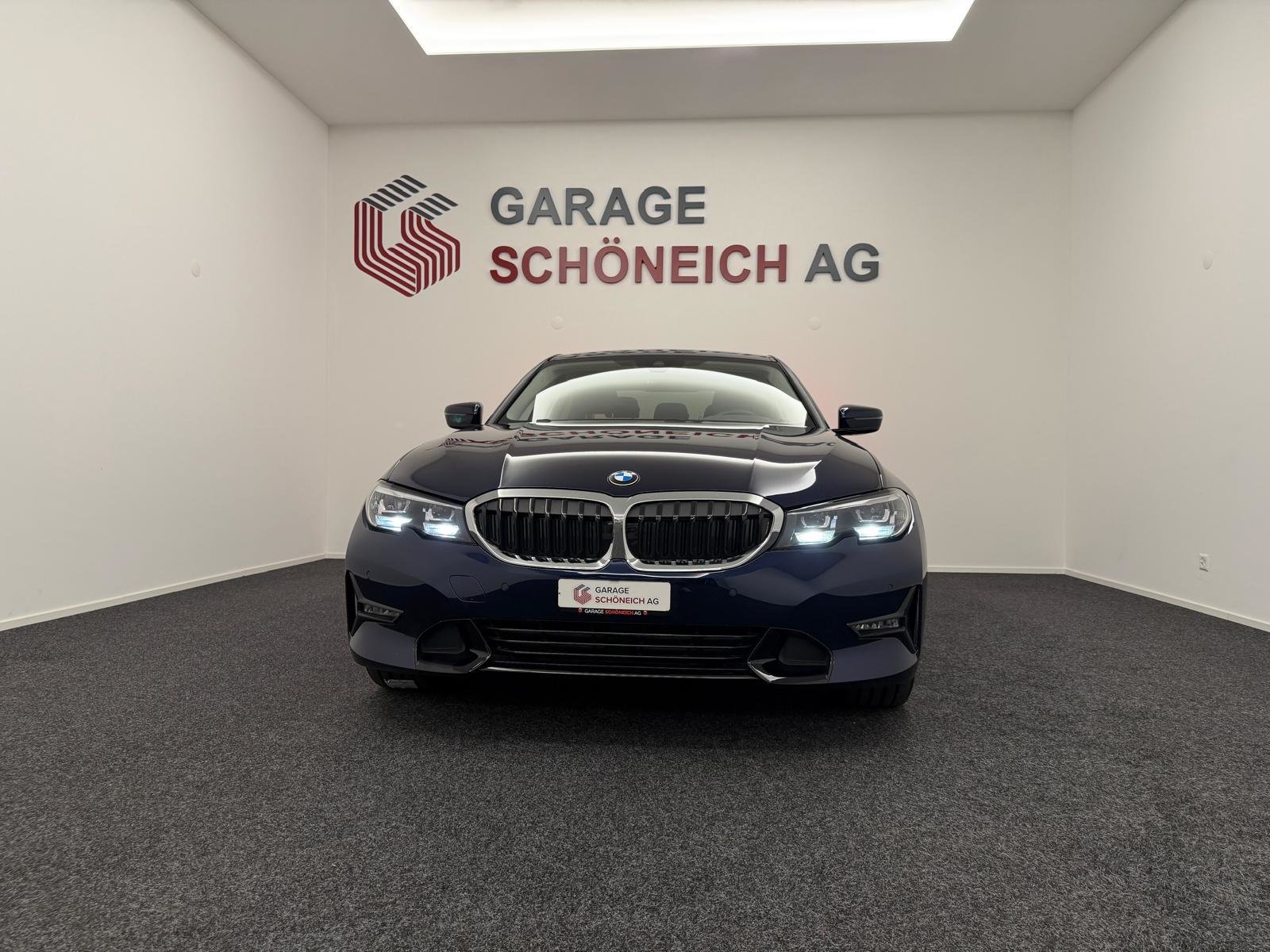 BMW 320i, Petrol, Second hand / Used, Automatic - 2