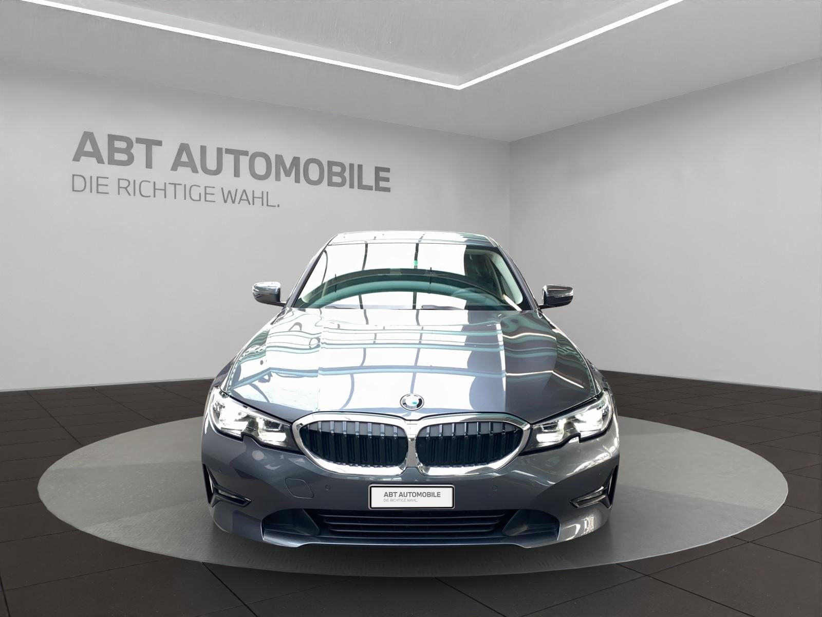 BMW 320i xDrive, Benzin, Occasion / Gebraucht, Automatik - 2