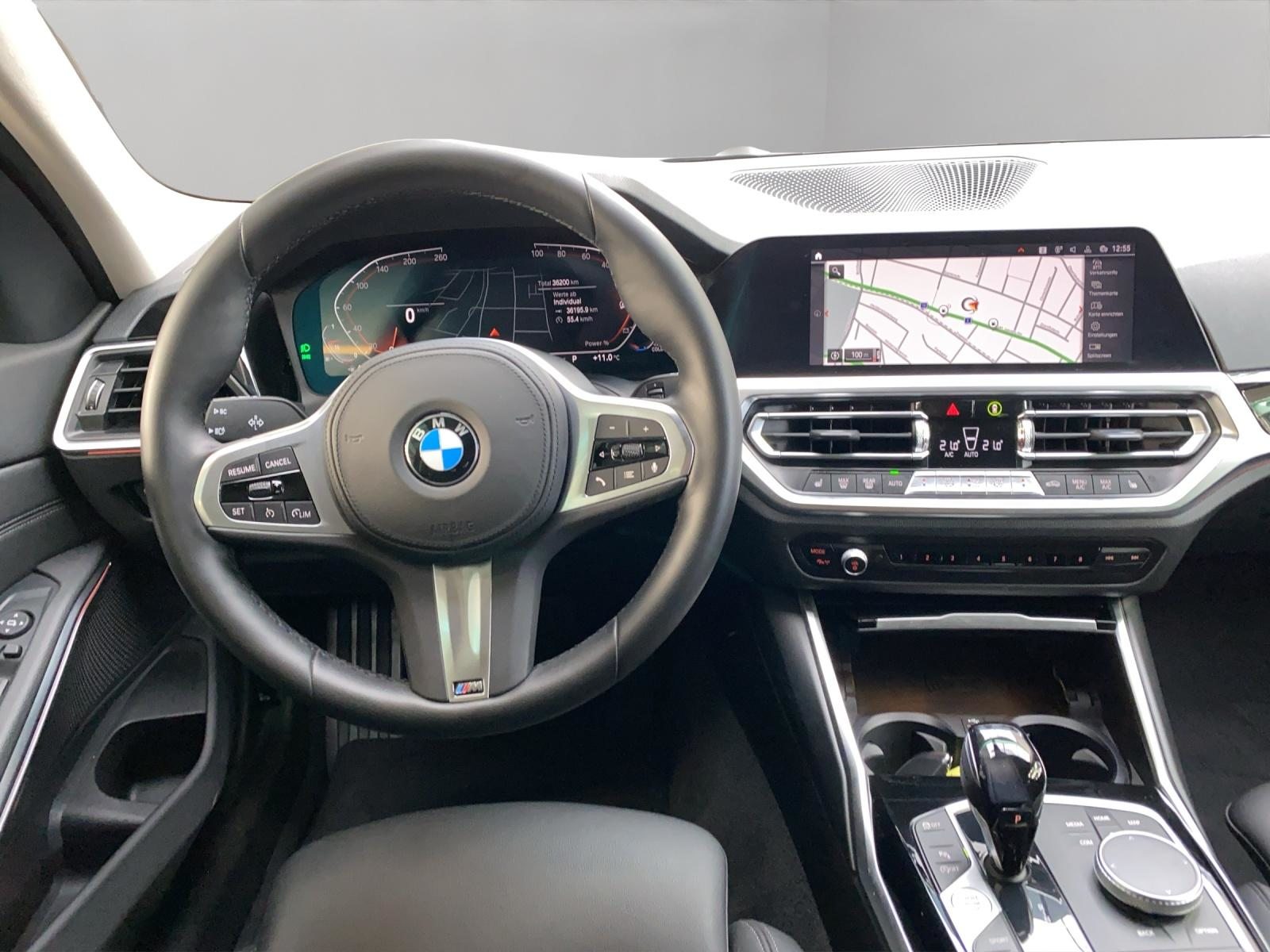 BMW 320i xDrive, Benzin, Occasion / Gebraucht, Automatik - 6